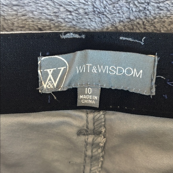 Wit&Wisdom 'Ab' Solution Camo High Waist Raw Hem Shorts in Blue Shadow Sz 10 NWT - Picture 4 of 8